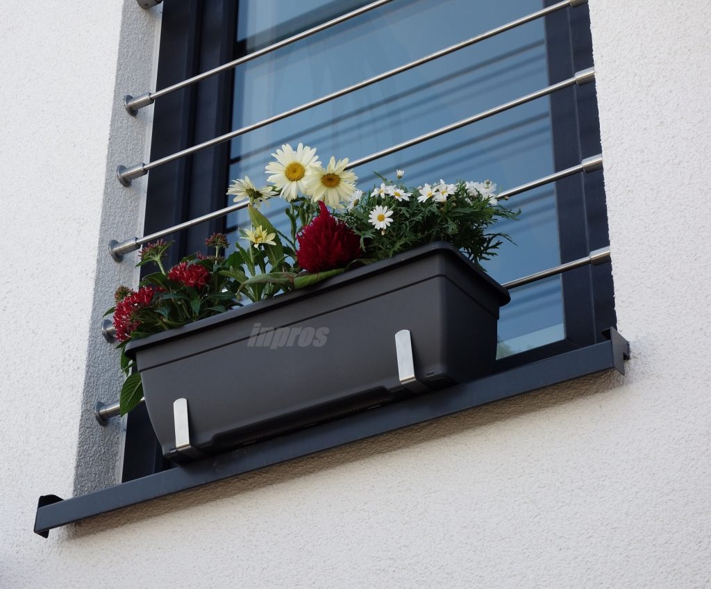 Blumenkastenhalterung Fensterbank
